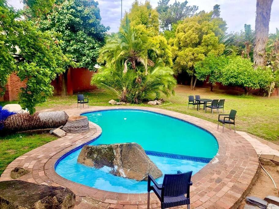 Albatrossways Lodge Sandton Exterior foto